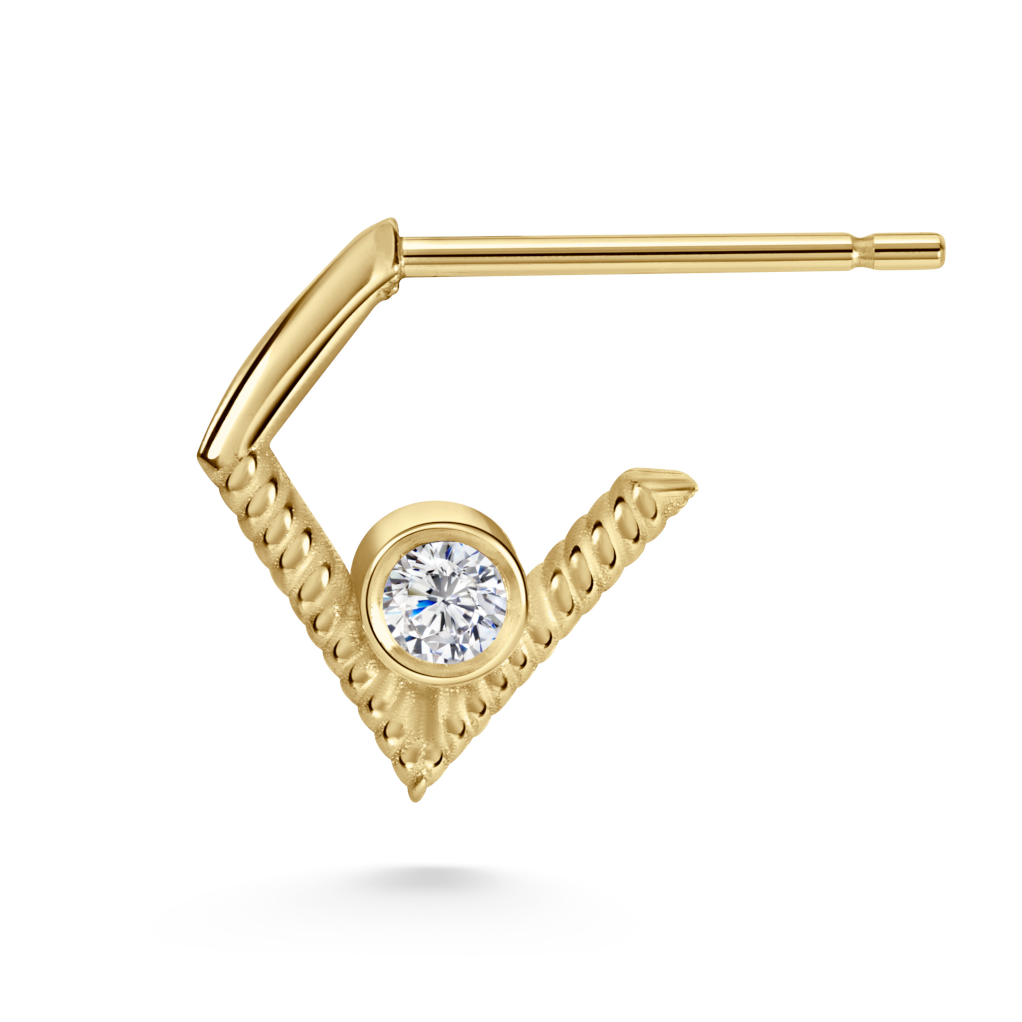 Legacy Collection
Mini Blige Earrings in 14ct yellow gold with 0.09ct SI1 diamond, 12mm length. Luxurious door-knocker design, offering understated elegance or a striking look when stacked. Sold as a pair or single, customisable with alternative gemstones