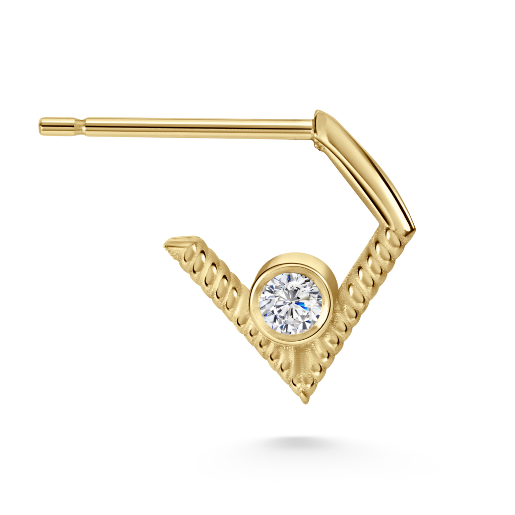 Seven Aunties Collection
Mini Blige Earrings in 9ct yellow gold with 0.09ct SI1 diamond, 12mm length. Luxurious door-knocker design, offering understated elegance or a striking look when stacked. Sold as a pair or single, customisable with alternative gemstones