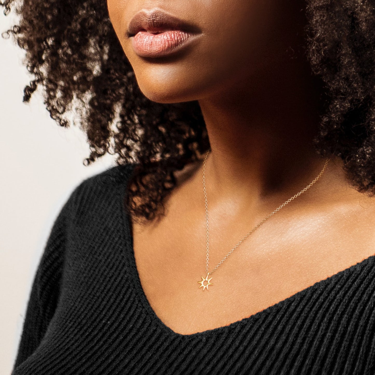 Legacy Collection
Nsoromma meaning "children of the heavens". Symbolises the guardianship of God and and how he watches over all beings. This everyday necklace can be worn on its own or layered with your other favourites.