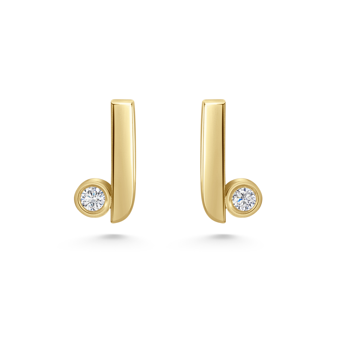 Legacy Collection
Sunni Stud Earrings in 14ct yellow gold with 0.5ct SI1 diamonds, 10mm length. A striking tribute with a refined twist on classic studs, perfect for wearing alone or layered. Sold as a pair or single, customisable with alternative gemstones.